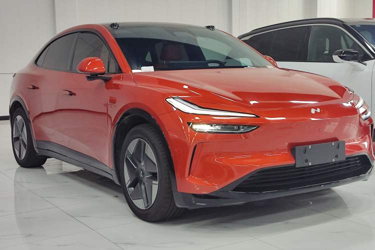 Used ONVO L60 2024 60 kWh Rear-Drive Version Exterior 1