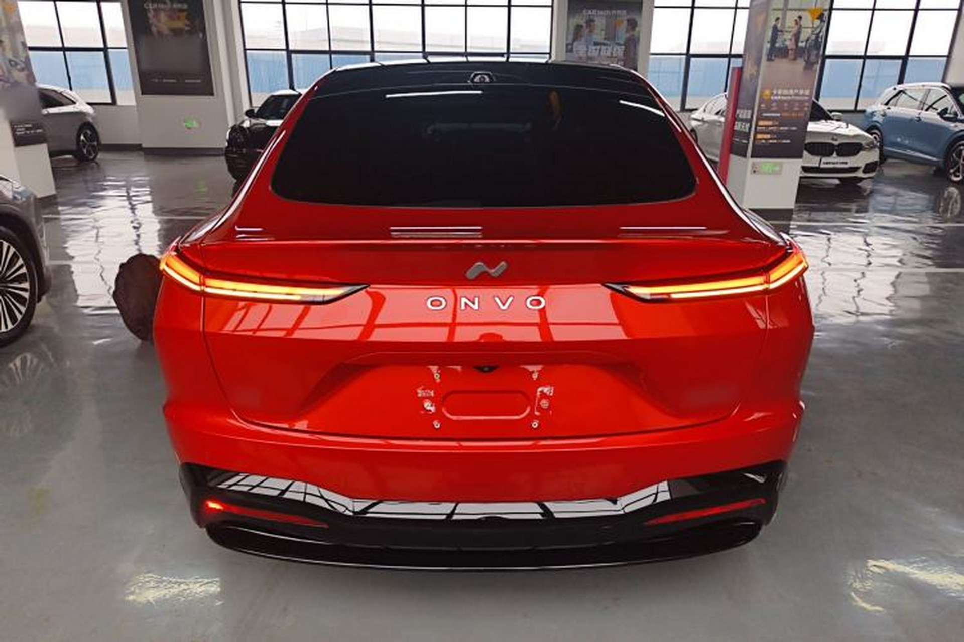 Used ONVO L60 2024 60 kWh Rear-Drive Version Exterior 4