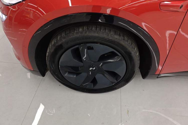 Used ONVO L60 2024 60 kWh All-Wheel Drive Exterior 7