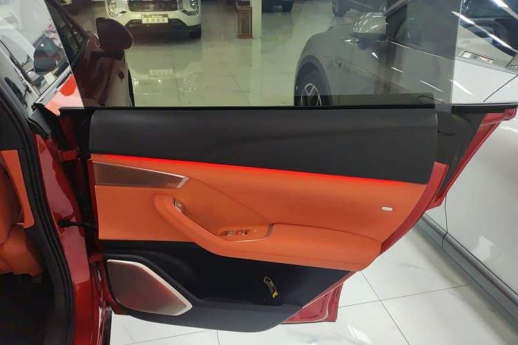 Used ONVO L60 2024 60 kWh Rear-Drive Version Interior 3