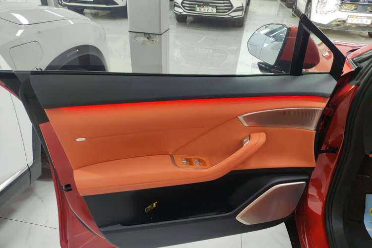 Used ONVO L60 2024 60 kWh Rear-Drive Version Interior 4