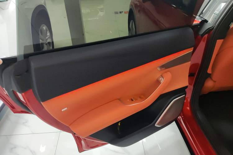 Used ONVO L60 2024 60 kWh Rear-Drive Version Interior 5