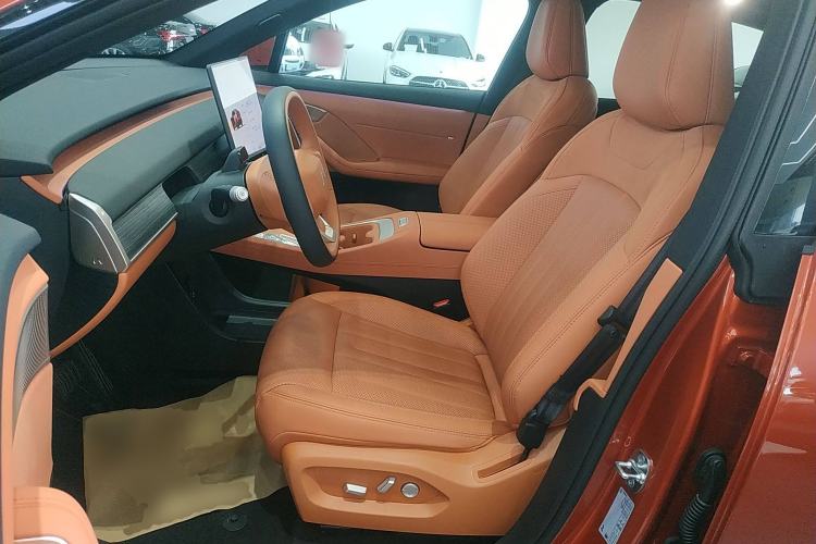 Used ONVO L60 2024 60 kWh Rear-Drive Version Left Front Seat