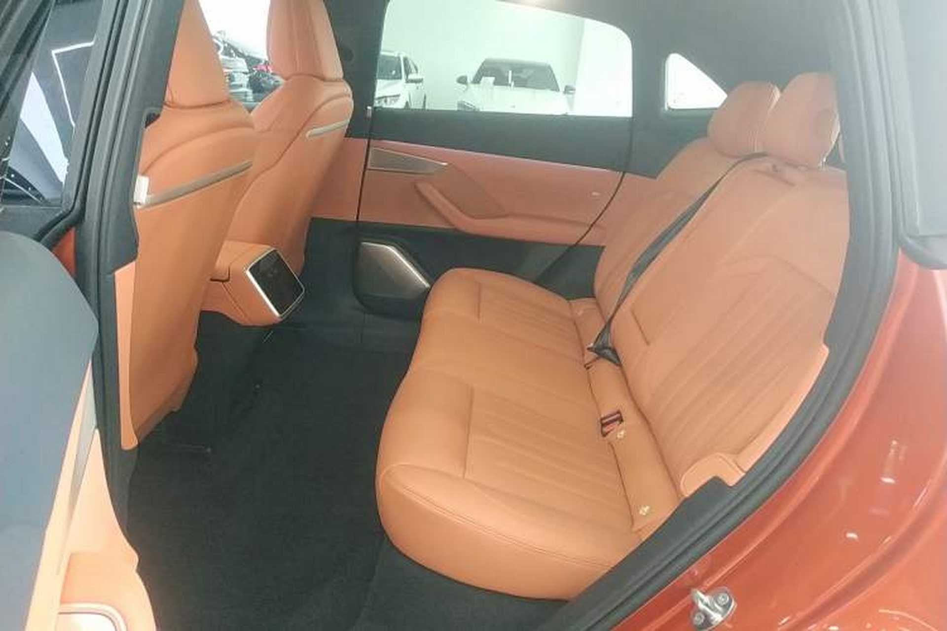 Used ONVO L60 2024 60 kWh Rear-Drive Version Left Rear Seat