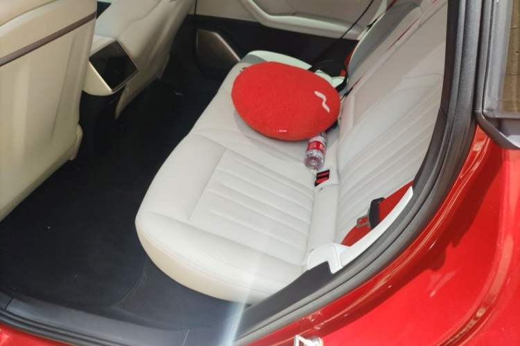 Used ONVO L60 2024 60 kWh Rear-Drive Version Left Rear Seat