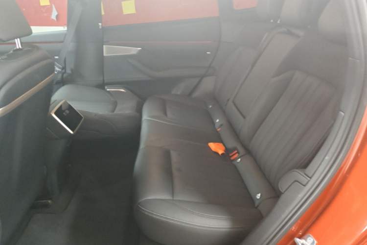 Used ONVO L60 2024 60 kWh Rear-Drive Version Left Rear Seat