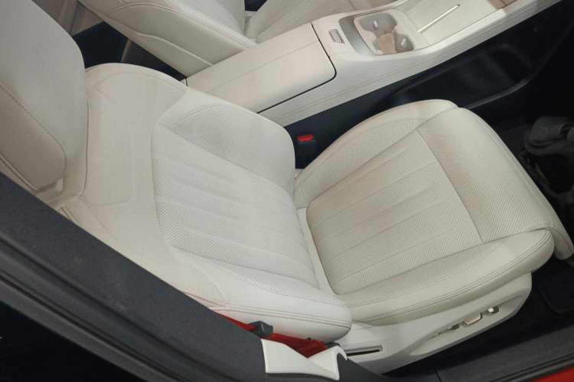 Used ONVO L60 2024 60 kWh Rear-Drive Version Right Front Seat