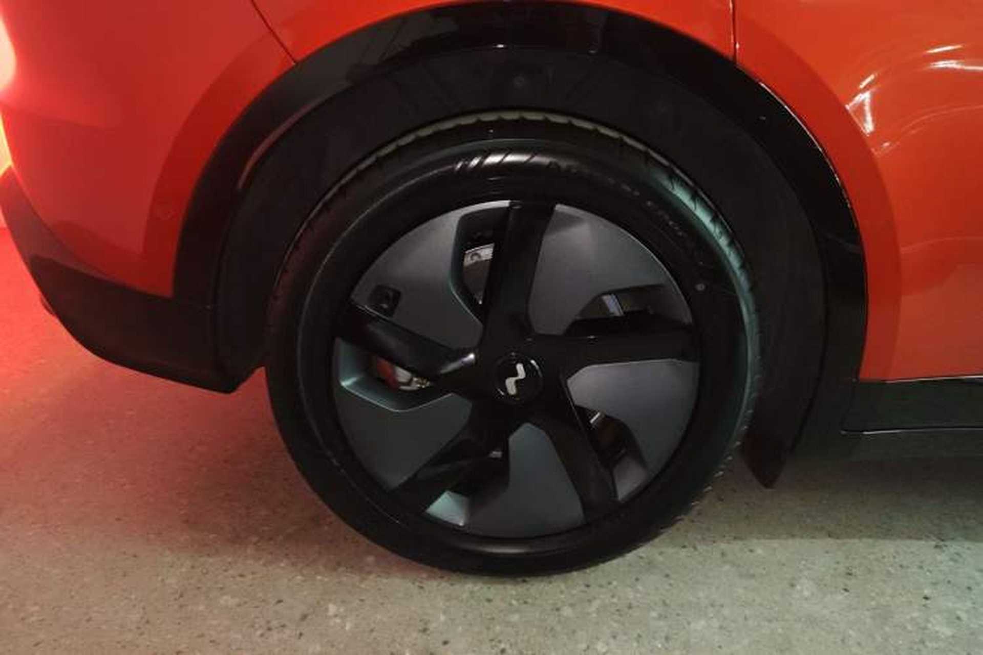 Used ONVO L60 2024 60 kWh All-Wheel Drive Right Rear Wheel Hub