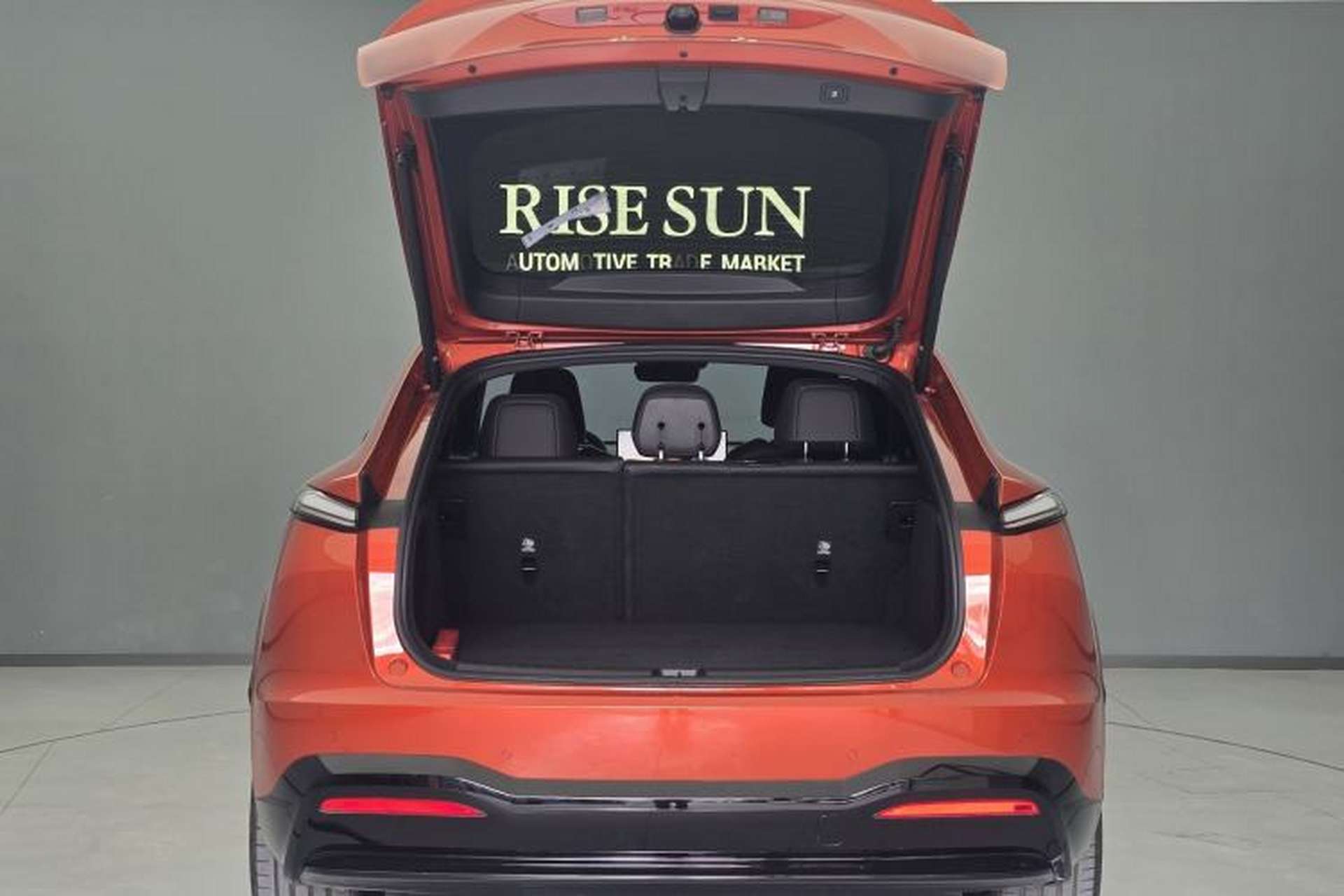 Used ONVO L60 2024 60 kWh All-Wheel Drive Trunk