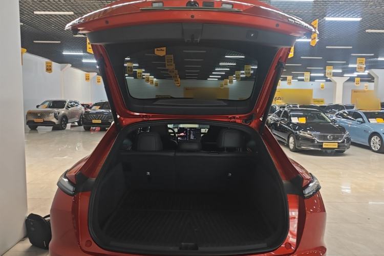 Used ONVO L60 2024 60 kWh Rear-Drive Version Trunk
