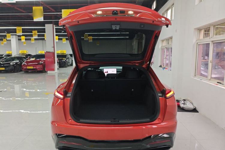 Used ONVO L60 2024 60 kWh All-Wheel Drive Trunk
