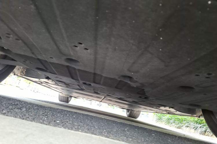 Used ONVO L60 2024 60 kWh Rear-Drive Version Chassis Front