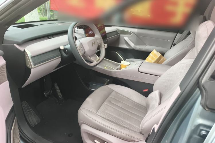 Used ONVO L60 2024 60 kWh Rear-Drive Version Left Front Seat