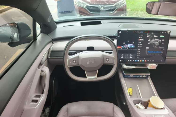Used ONVO L60 2024 60 kWh Rear-Drive Version Steering Wheel