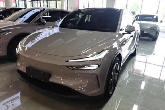 Used ONVO L60 2024 60 kWh Rear-Drive Version
