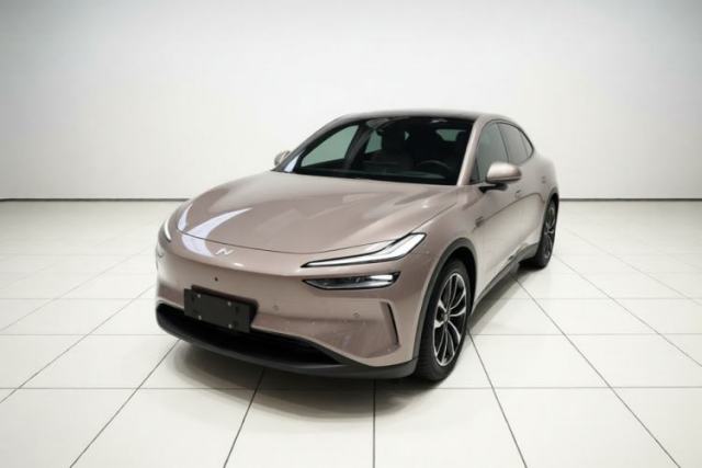Ojetý ONVO L60 2024 60 kWh Rear-Drive Version