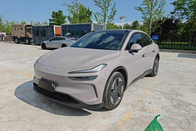 Used ONVO L60 2024 60 kWh Rear-Drive Version