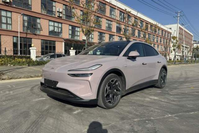 Used ONVO L60 2024 60 kWh Rear-Drive Version