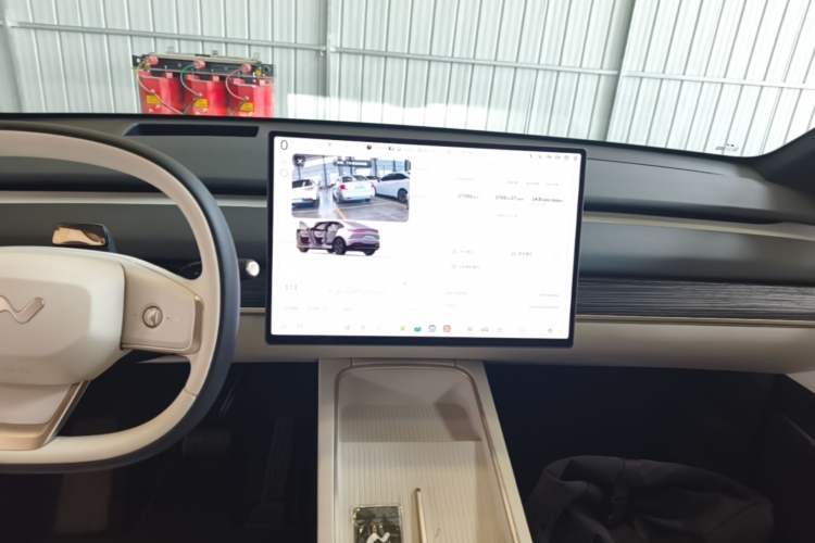 Used ONVO L60 2024 60 kWh Rear-Drive Version Audio And AC Panel
