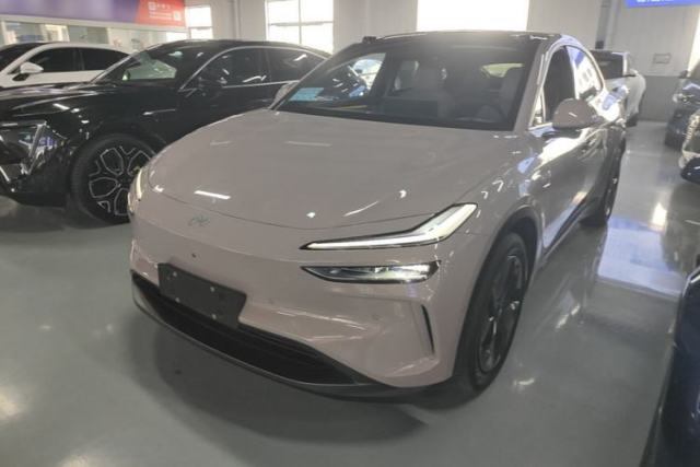 Used ONVO L60 2024 60 kWh Rear-Drive Version