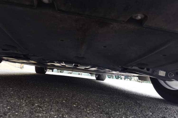 Used ONVO L60 2024 60 kWh Rear-Drive Version Chassis Rear