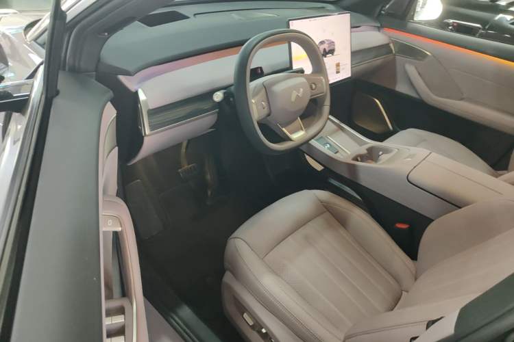 Used ONVO L60 2024 60 kWh Rear-Drive Version Driver Seat