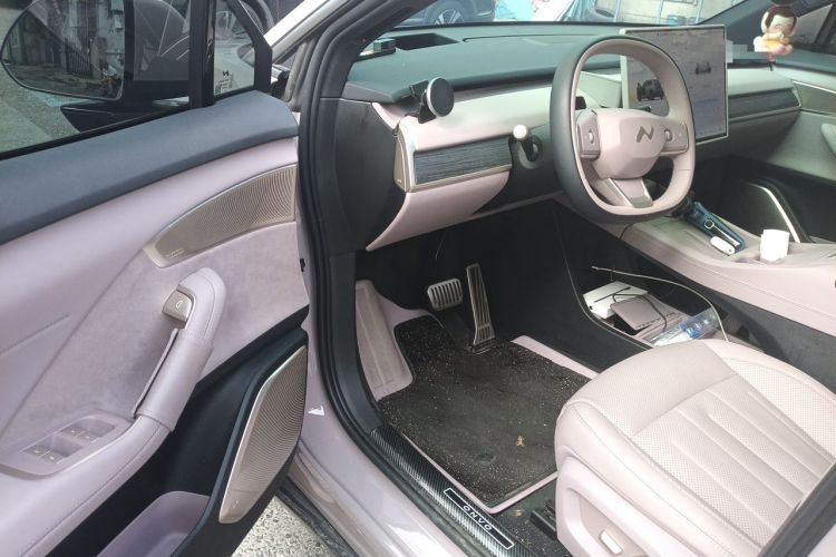 Used ONVO L60 2024 60 kWh All-Wheel Drive Driver Seat