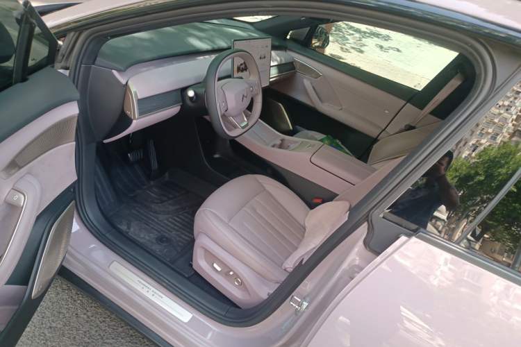 Used ONVO L60 2024 60 kWh Rear-Drive Version Driver Seat