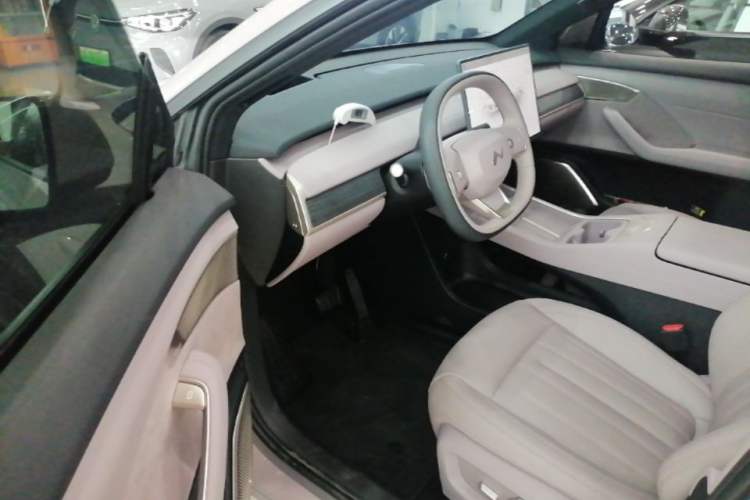 Used ONVO L60 2024 60 kWh Rear-Drive Version Driver Seat