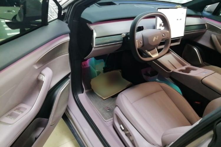 Used ONVO L60 2024 60 kWh Rear-Drive Version Driver Seat