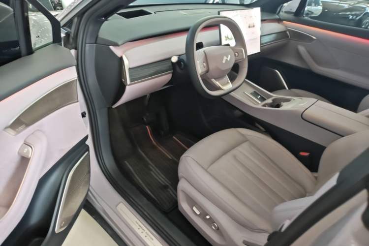 Used ONVO L60 2024 60 kWh Rear-Drive Version Driver Seat