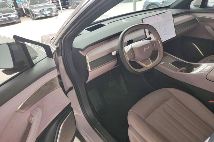 Used ONVO L60 2024 60 kWh Rear-Drive Version Driver Seat