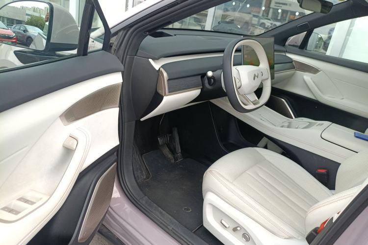 Used ONVO L60 2024 60 kWh Rear-Drive Version Driver Seat