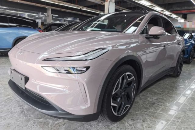 Used ONVO L60 2024 60 kWh Rear-Drive Version