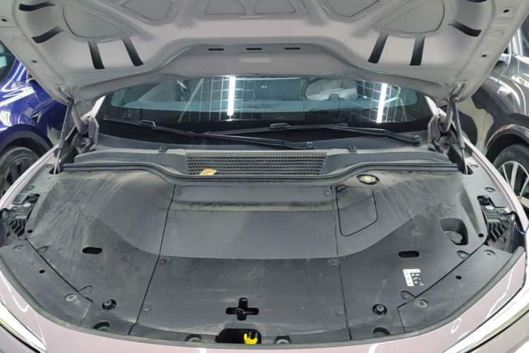Used ONVO L60 2024 60 kWh Rear-Drive Version Engine Bay