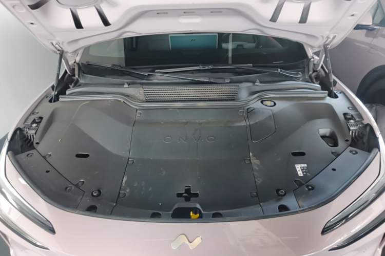 Used ONVO L60 2024 60 kWh Rear-Drive Version Engine Bay