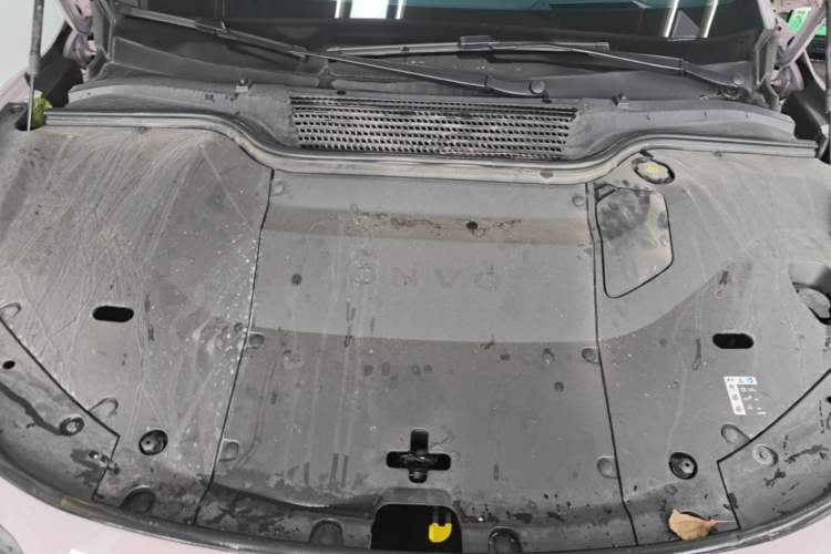 Used ONVO L60 2024 60 kWh Rear-Drive Version Engine Bay