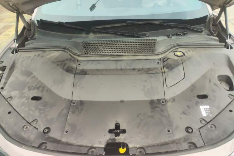 Used ONVO L60 2024 60 kWh Rear-Drive Version Engine Bay