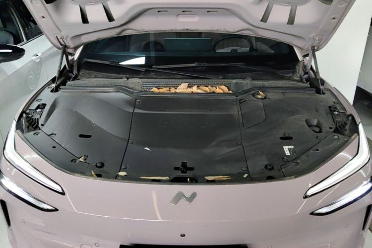 Used ONVO L60 2024 60 kWh Rear-Drive Version Engine Bay