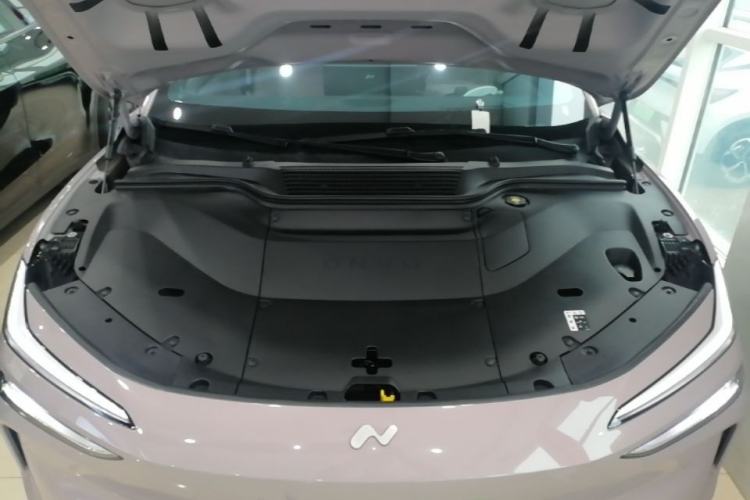 Used ONVO L60 2024 60 kWh Rear-Drive Version Engine Bay