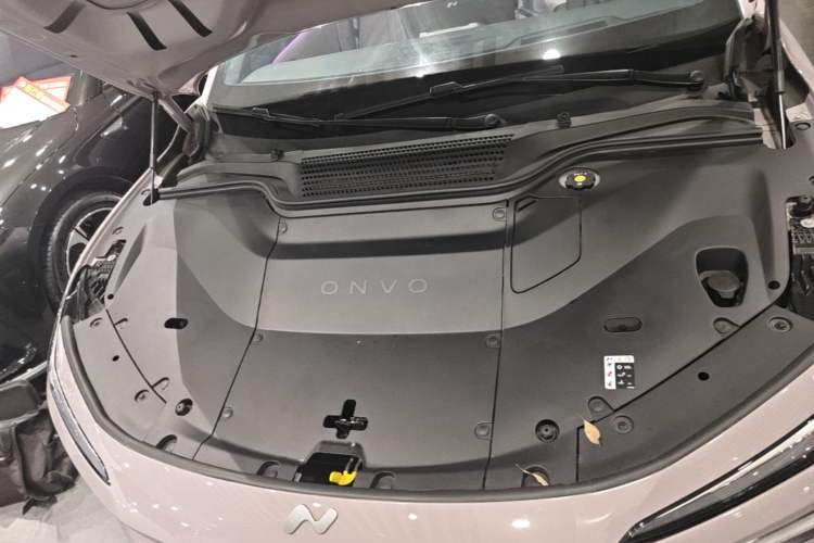 Used ONVO L60 2024 60 kWh Rear-Drive Version Engine Bay