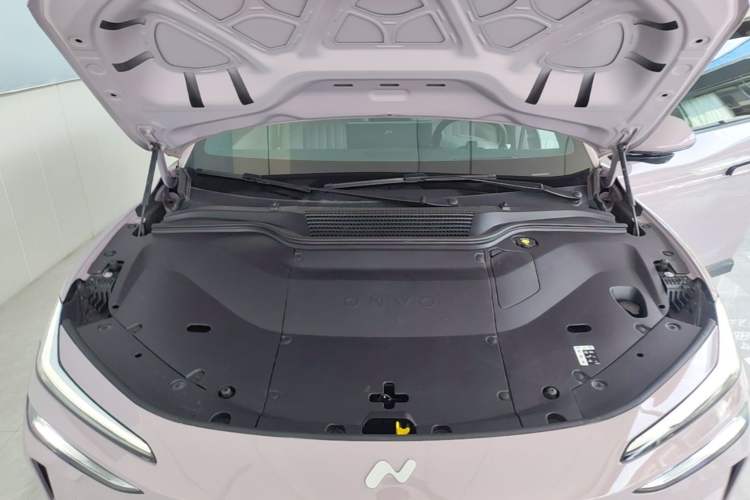 Used ONVO L60 2024 60 kWh Rear-Drive Version Engine Bay