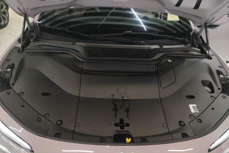 Used ONVO L60 2024 60 kWh Rear-Drive Version Engine Bay