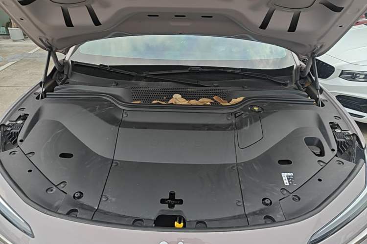 Used ONVO L60 2024 60 kWh Rear-Drive Version Engine Bay