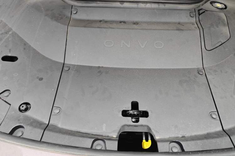 Used ONVO L60 2024 60 kWh Rear-Drive Version Engine Bay