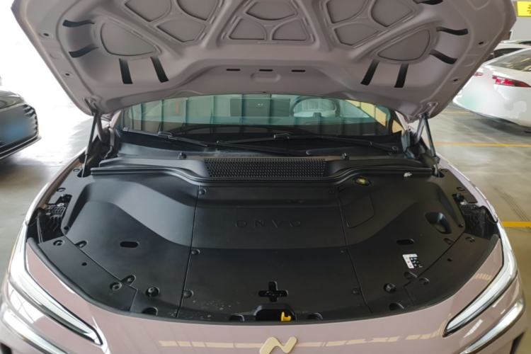 Used ONVO L60 2024 60 kWh Rear-Drive Version Engine Bay