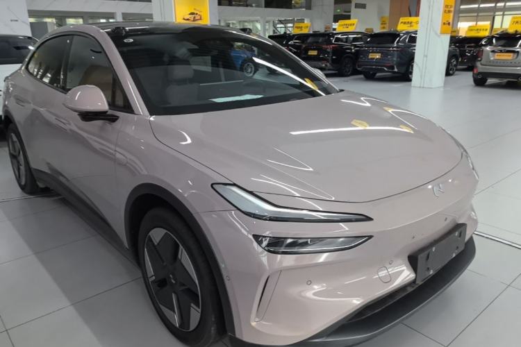 Used ONVO L60 2024 60 kWh Rear-Drive Version Exterior 1