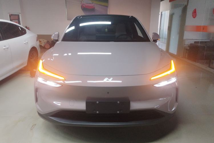 Used ONVO L60 2024 60 kWh Rear-Drive Version Exterior 1
