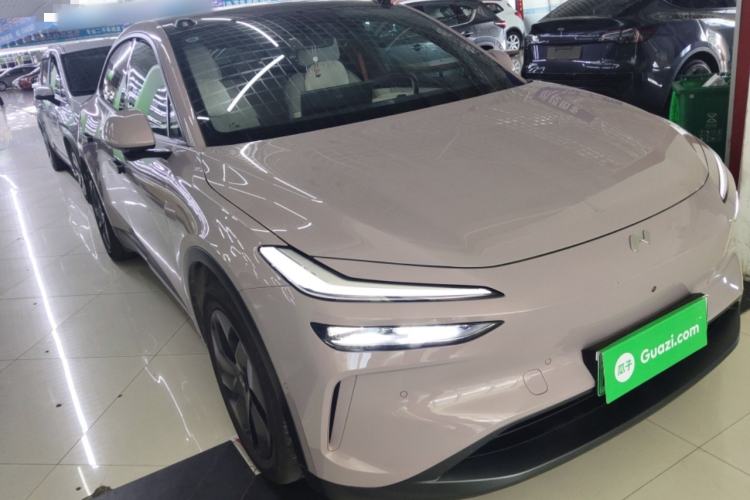 Used ONVO L60 2024 60 kWh Rear-Drive Version Exterior 1