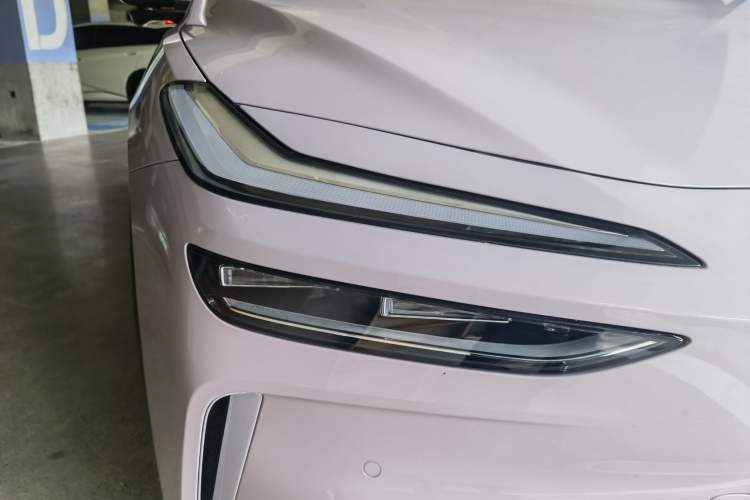 Used ONVO L60 2024 60 kWh Rear-Drive Version Exterior 4